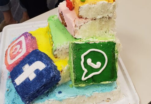 Social media cakes
