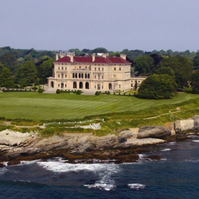 Newport Mansions