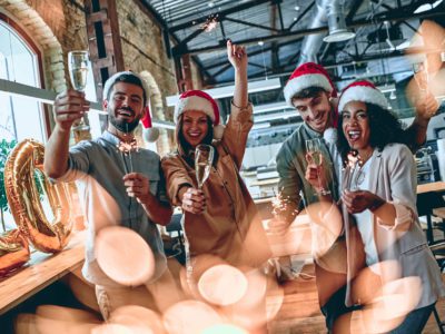 Featured Image For 6 Ways to Throw the Ultimate Office Holiday Party in 2022 Team Building Post