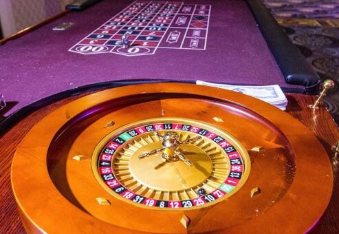 Casino games as team building activities