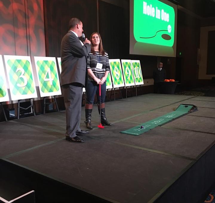 women playing price is right game show