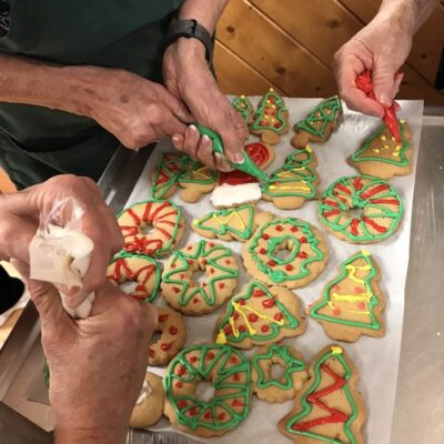 Decorating Christmas Cookies - Team Building Activities thumbnail
