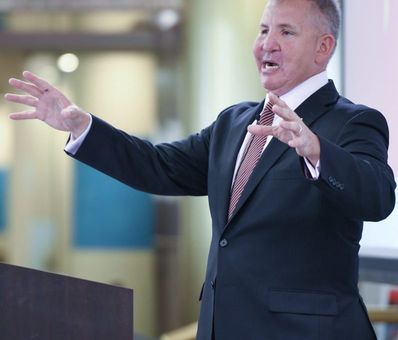 Video Thumb For Justin Constantine