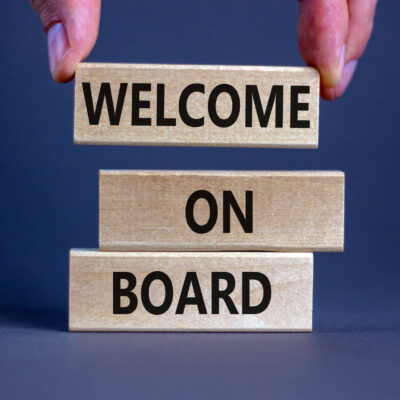 Featured Image For 6 Ways to Personalize Your Employee Onboarding Experience Team Building Post