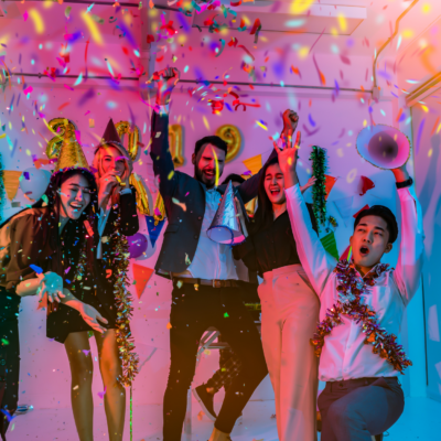Featured Image For 5 Fun Team Celebration Ideas for This Holiday Season TeamBuilding Event
