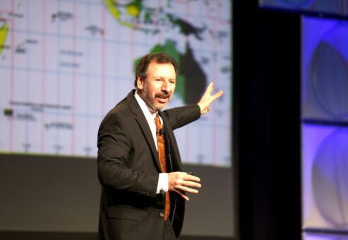 Video Thumb For Tom Koulopoulos