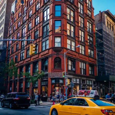 Featured Image For NYC Scavenger Hunt Team Building Event